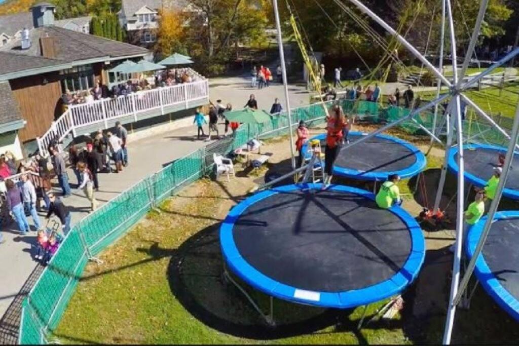 On Off 1br 1st Flr Sleeps 4 Jiminy Peak Apartment