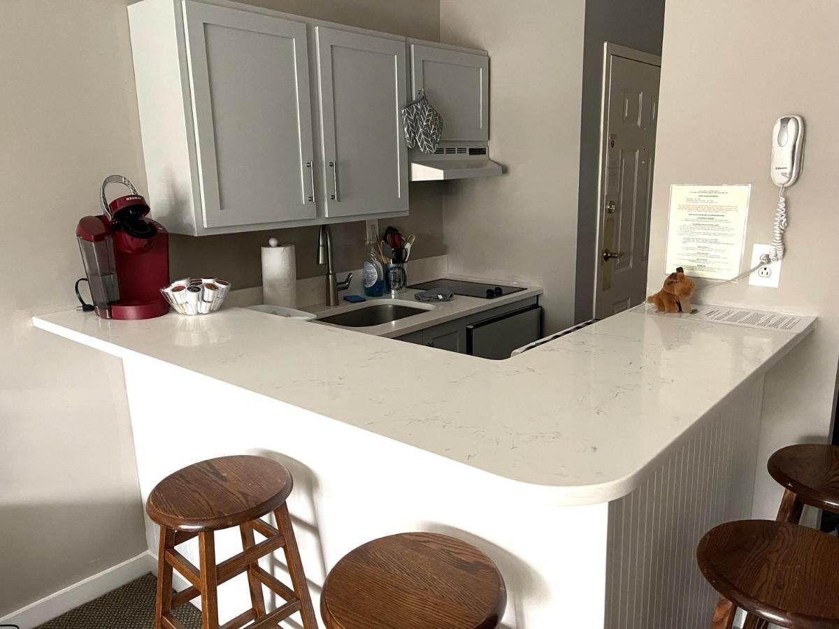 Apartment On Off 1br 1st Flr Sleeps 4 Jiminy Peak