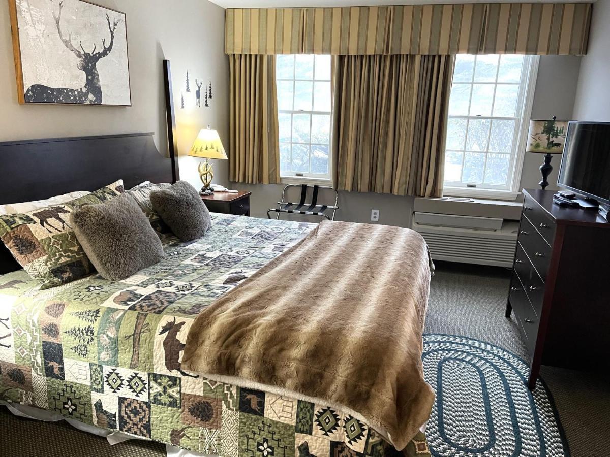 On Off 1br 1st Flr Sleeps 4 Jiminy Peak Apartment